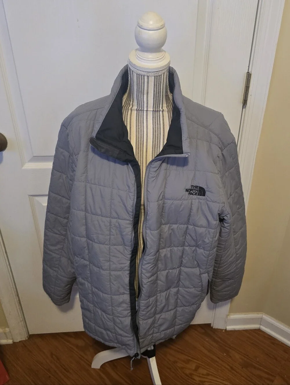 The North Face TNF Harway Jacket Mens Grey/Gray Puffer Quilted Full Zip Coat XL